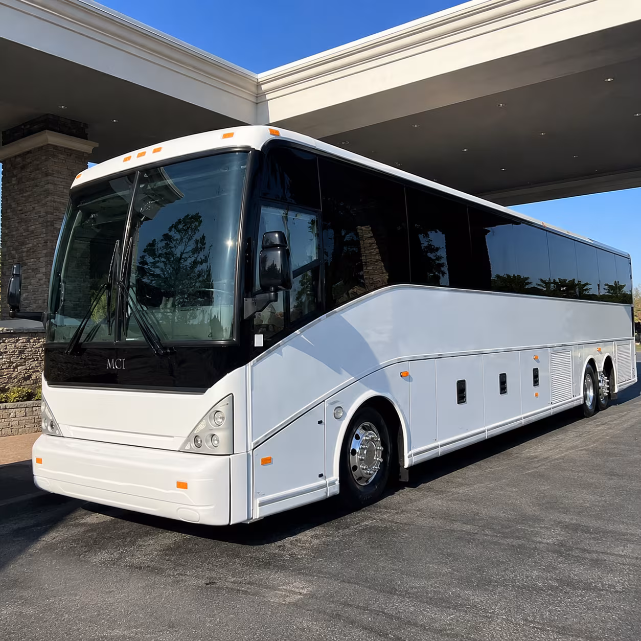 employee shuttles for fontana offices and job sites