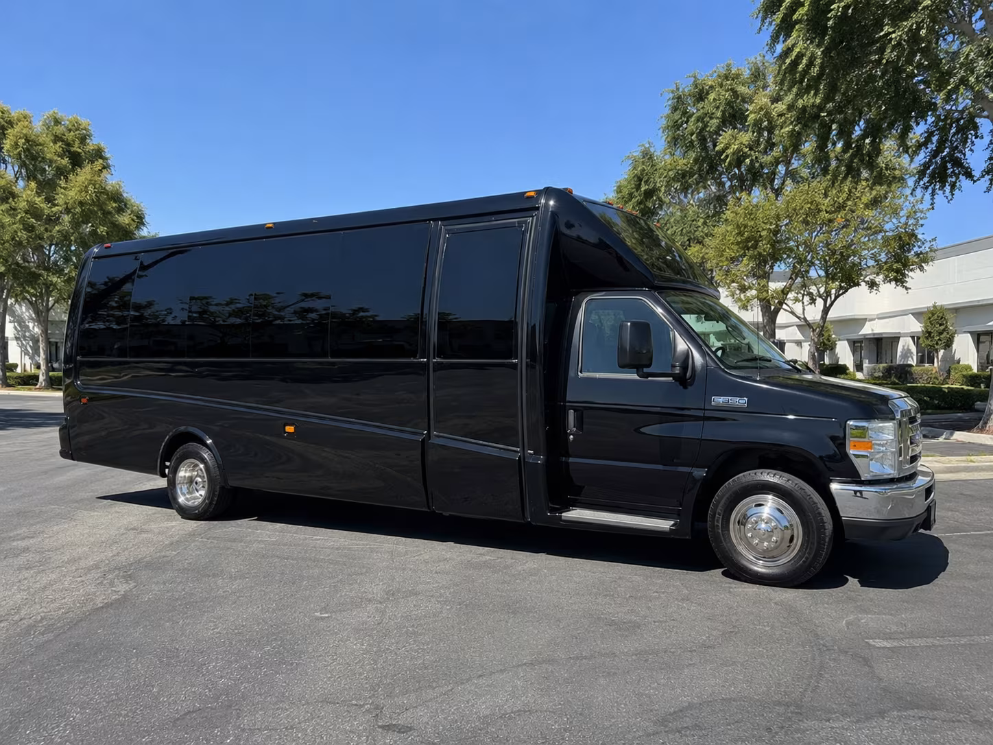 fontana corporate retreat shuttle bus rentals